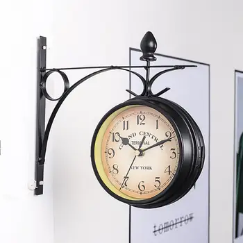 Металлические настенные часы Двусторонние цифровые часы Европейские двусторонние винтажные настенные часы с железной стойкой Батарея для дома
